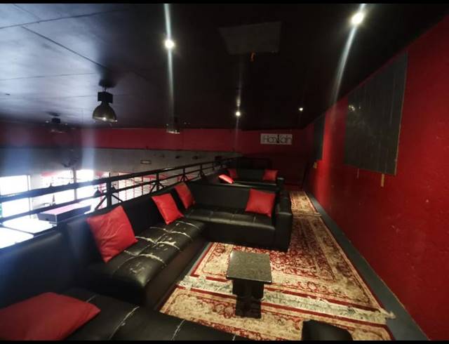 BUSINESS FOR SALE IN SPRINGS CENTRAL